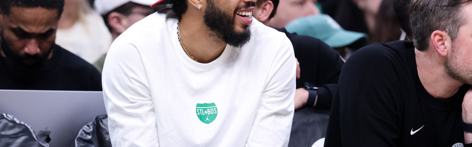 游戏竞猜-缺阵10个月后复出！绿军夺冠赔率升至第4 塔图姆将带来哪些影响？